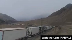 Մեքենաները Վերին Լարսի անցակետում, 11-ը նոյեմբերի, 2022թ․