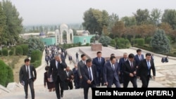 Өзбекстанга барган кыргыз делегациясы. 1-октябрь