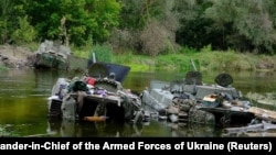 Харьковдо калган Орусиянын аскердик техникасы.  