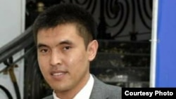 Айбек Иминов.