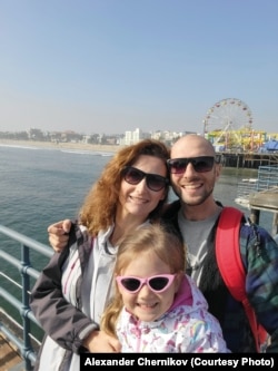 Александр Черников с семьей в США