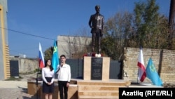 Карасубазарда Абдурешит Медиевка халык акчасына ачылган һәйкәл