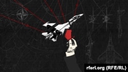 Русия може да поддържа изтребители Су-30, с които обстрелва Украйна, защото още има достъп до западни части - въпреки санкциите, наложени от САЩ и ЕС още през 2014 г. след незаконната анексия на Крим.