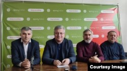 Слева направо: Леуан Лагулаа, Леван Микаа, Ахра Бжания и Тенгиз Джопуа