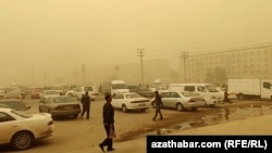 Пыльная буря в Мары. Ноябрь 2023 г.