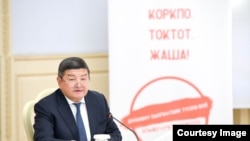 Акылбек Жапаров.