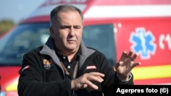 Titi Aur, multiplu campion la raliuri, la un curs demonstrativ de condus defensiv pentru șoferii din serviciile de urgență. 25 octombrie 2015