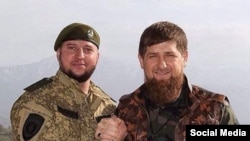 Алаудинов Апти а, Кадыров Рамзан а
