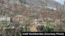 დამეწყრილი ტერიტორია ბაღდათის მუნიციპალიტეტის სოფელ ნერგეეთში.