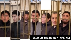 Жапырт кармалган журналисттердин бөгөт чарасы каралган учур. 5-февраль, 2024-жыл. 