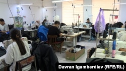 Тигүү цехи. Бишкек. Архив.