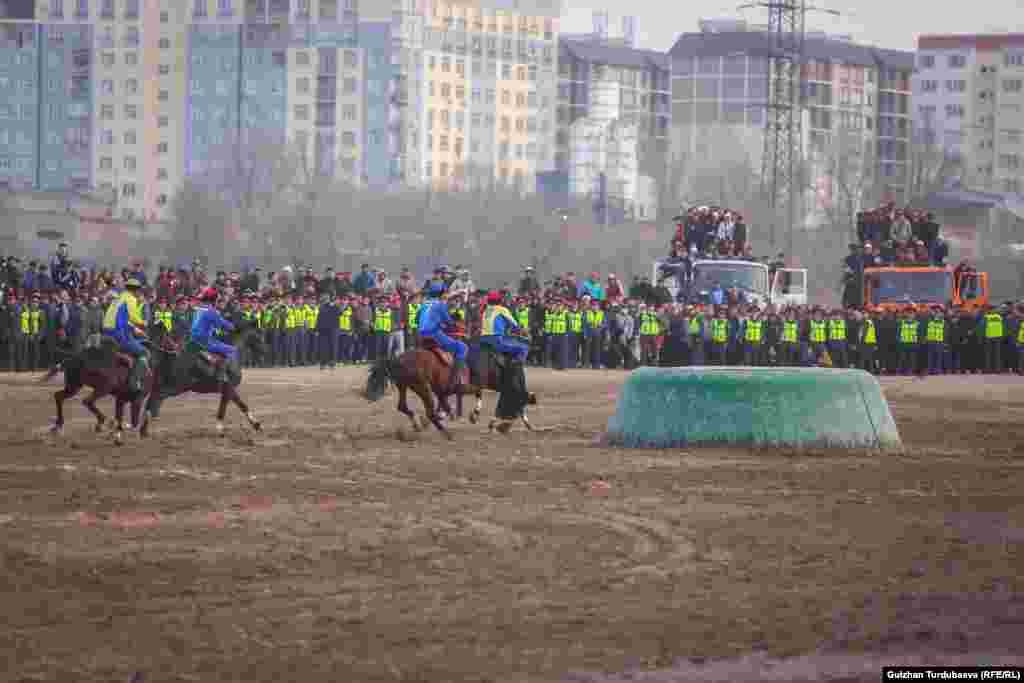 Ушуну менен "Ынтымак" командасы сегизинчи жолу (2007-жыл, 2014-жыл, 2017-жыл, 2018-жыл, 2019-жыл, 2021-жыл, 2022-жыл) аталган мелдештин жеңүүчүсү болууда.&nbsp;