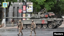 "ვაგნერელები" ქალაქ როსტოვის ცენტრში, 24 ივნისი, დილა.