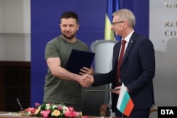 Володимир Зеленски и Николай Денков подписват съвместна декларация за евроатлантическата интеграция на Украйна