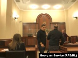 ზურაბ ლურსმანაშვილი