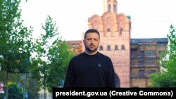 Președintele Ucrainei, Volodimir Zelenski, adresând un mesaj de Ziua Apărătorilor Ucrainei în Kiev, 2023