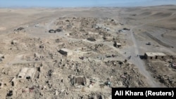 تېر کال په هرات کې پرله‌پسې زلزلو په سلګونه کسان مړه او په زرګونه نور بې کوره کړل.