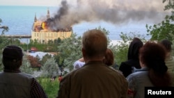 Орусиянын чабуулуна кабылган Одессадагы окуу жайдын имараты. 2024-жылдын 29-апрели. 