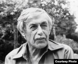 ვიქტორ ნეკრასოვი