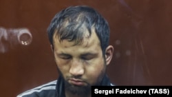 Шамсидин Фаридуни на заседании суда в Москве.