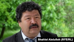 Шокирҷон Ҳакимов.