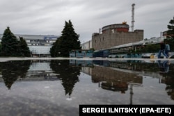 После того, как разрушили Каховское водохранилище, вода осталась только в пруду-охладителе самой станции