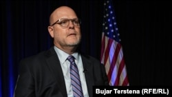 Jeffrey Hovenier, ambasador SAD na Kosovu