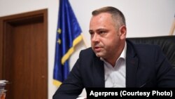 Ministrul Agriculturii, Florin Barbu, spune că în acest moment în România nu intră grâu sau porumb din Ucraina care să rămână aici.