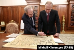 Владимир Путин менен Валерий Зоркин. 22.5.2023.