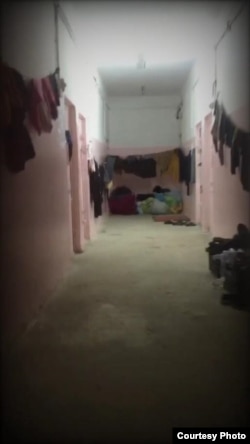 Коридор тюрьмы «Русафа». Фото «Азаттыку» прислали обратившиеся в редакцию заключенные.