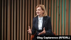 Doina Gherman, vicepreședinta Parlamentului, președinta fracțiunii PAS, în timpul interviului acordat Europei Libere.