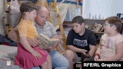 Євгену Межевому вдалося повернути своїх трьох дітей з РФ