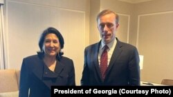 საქართველოს პრეზიდენტი სალომე ზურაბიშვილი, აშშ-ის პრეზიდენტის მრჩეველი ჯეიკ სალივანი.