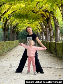 Тамара Ліщук з донькою