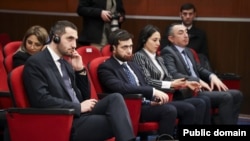 Спецпредставитель Армении Рубен Рубинян (слева)