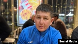 Манас Дөөлөталиев.