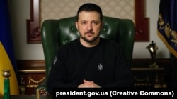 Володимир Зеленський також вважає, що розміщення Росією ядерної зброї в Білорусі свідчитиме про повну втрату Олександром Лукашенком будь-якої суб’єктності