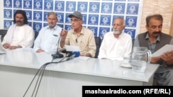 د پښتونخوا ملي عوامي ګوند ځایي مشران د جون پر ۲۸مه په سوات پریس کلب کې غونډې ته وینا کوي.