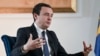 Premijer Kosova Aljbin Kurti tokom intervjua za AFP, 7. februar 2024.