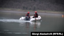 სწავლებაში გამოიყენეს გასაბერი ნავიც