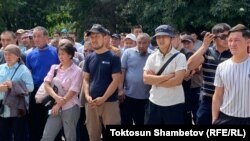 Митинг торговцев рынков против в сквере им. Горького. 12 июня 2024 год. 