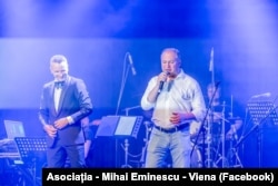 Primarul Chișinăului, Ion Ceban, a urcat pe scenă în timpul spectacolului de la Viena