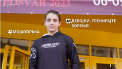 „Тренирам со машки, а се борам со женски“