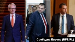 Премиерът Николай Денков и народните представители Делян Пеевски от ДПС и Делян Добрев от ГЕРБ