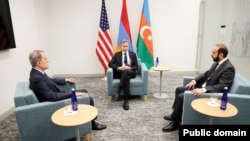 ԱՄՆ պետքարտուղար Էնթոնի Բլինքեն, Հայաստանի և Ադրբեջանի արտգործնախարարներ Արարատ Միրզոյան և Ջեյհուն Բայրամով, արխիվ