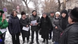 "Мыйзам бузулуп жатат". 11 журналисттин жакындары бийликке кайрылды
