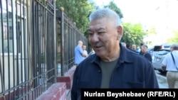 Азимбек Бекназаров.