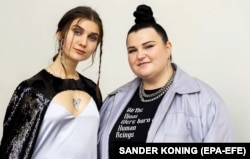 Українські співачки Jerry Heil (ліворуч) і Alyona Alyona, які представлять Україну на «Євробаченні-2024»