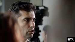 Кирил Петков