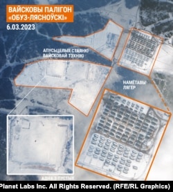 Агульны выгляд вайсковага палігону «Обуз-Лясноўскі» пад Баранавічамі. На ім відаць дзьве вялікія апусьцелыя для стаянкі вайсковай тэхнікі, а таксама паўпусты намётавы лягер. 6 сакавіка 2023